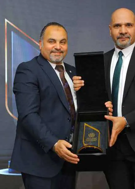 Dr. Mohamed EL Refaai